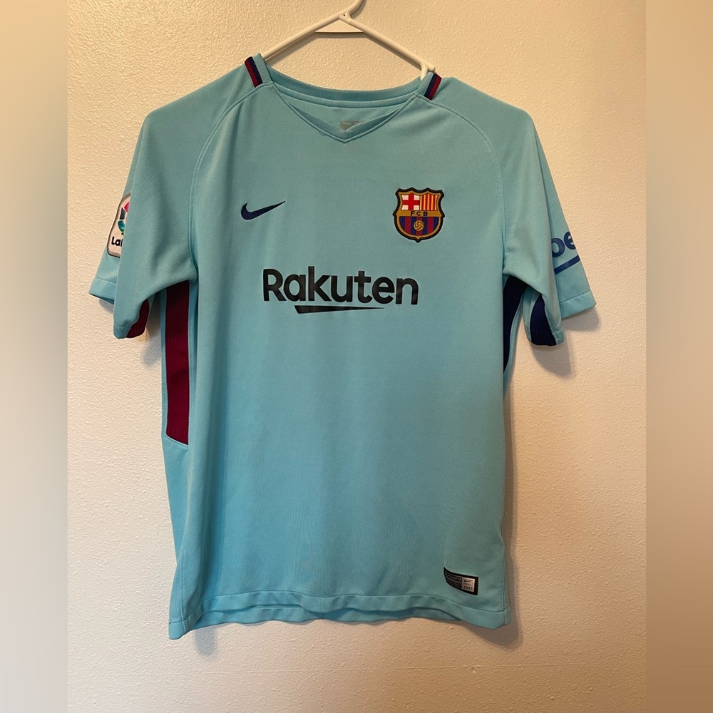 Barcelona FC 2017 2018 Nike Away Jersey Boys Size XL